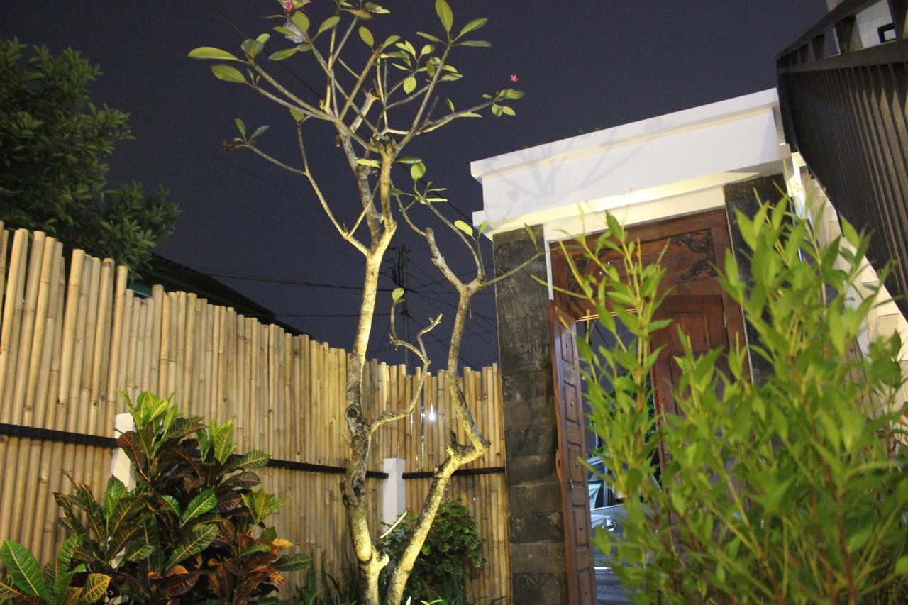 The Wayang Homestay Yogyakarta Ngoại thất bức ảnh