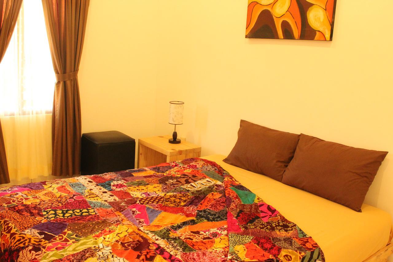 The Wayang Homestay Yogyakarta Ngoại thất bức ảnh