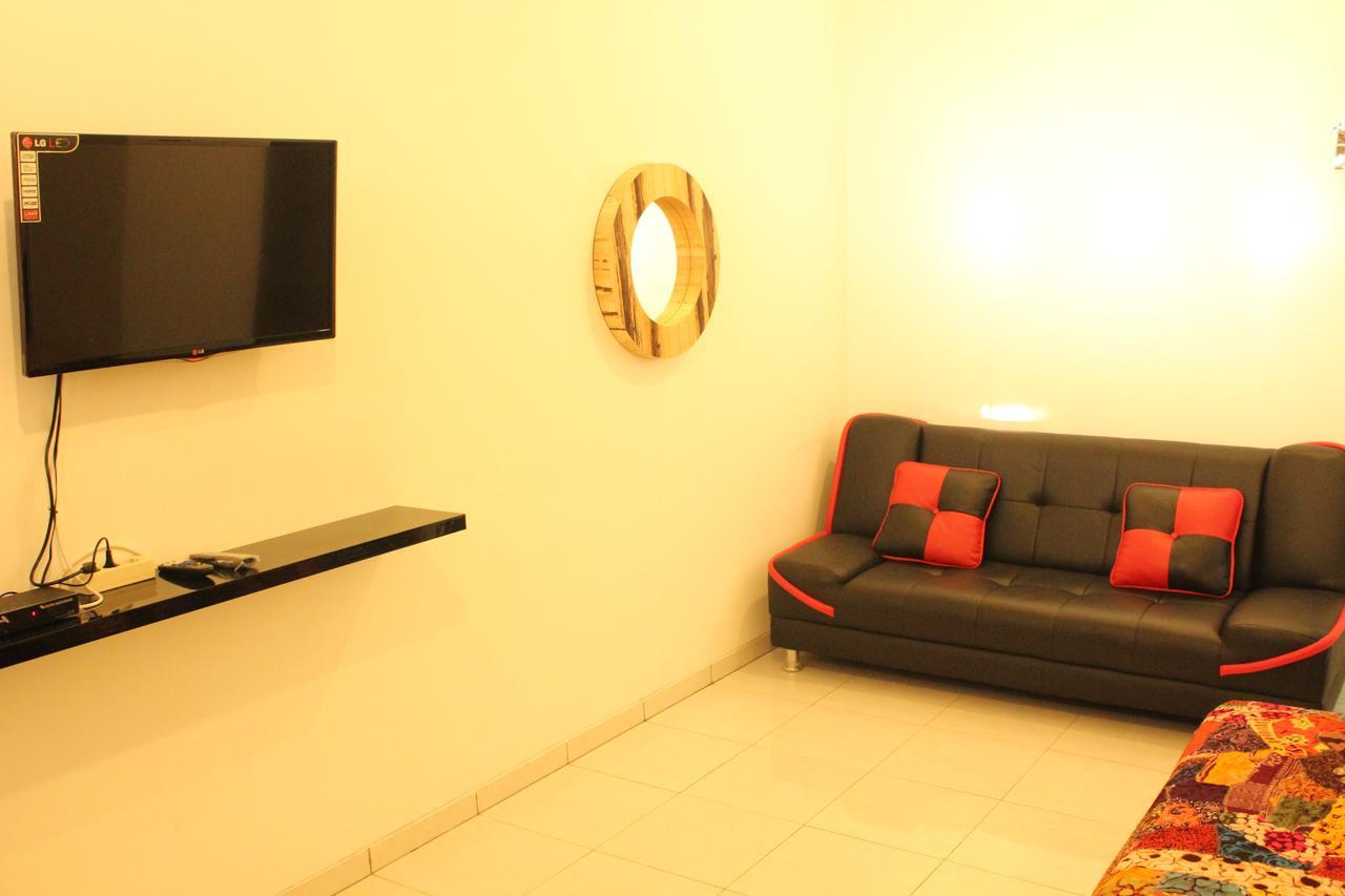 The Wayang Homestay Yogyakarta Ngoại thất bức ảnh