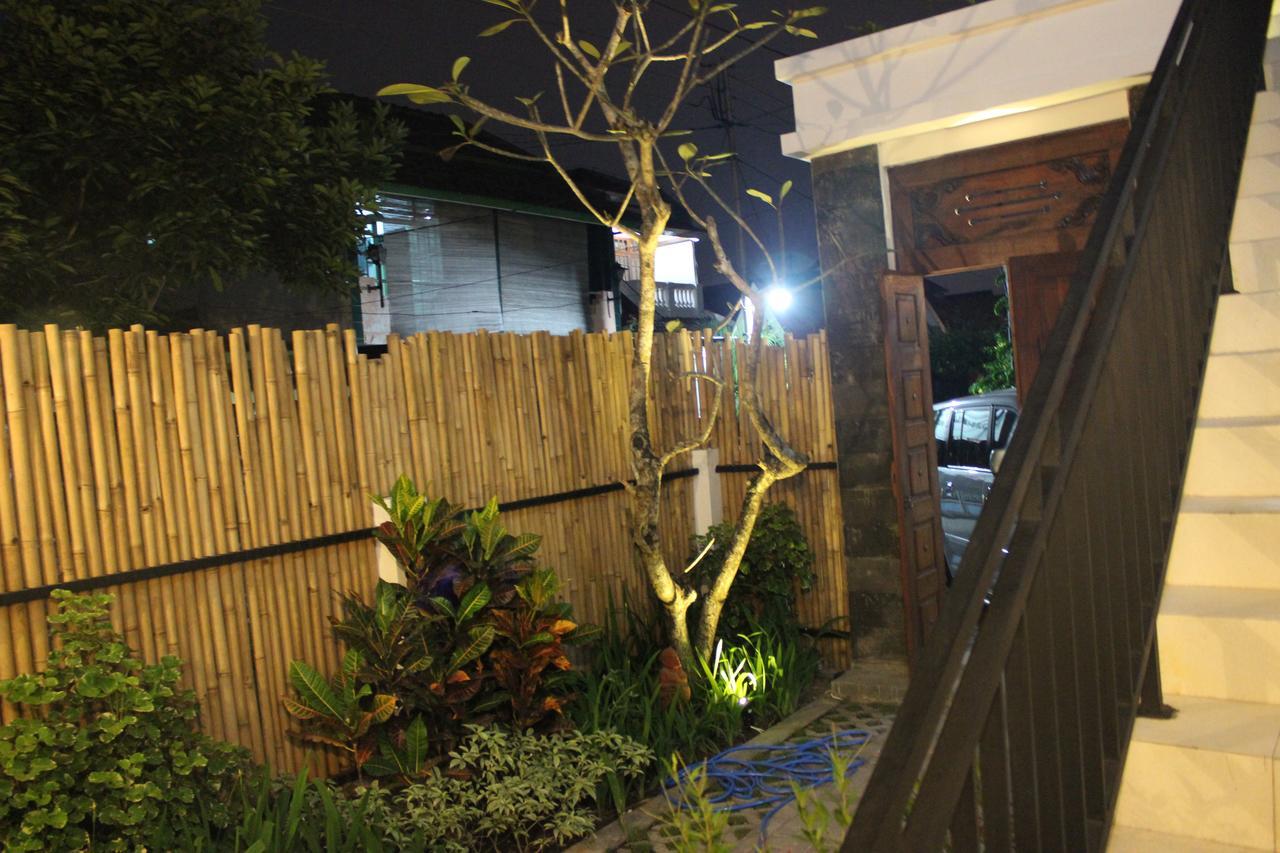 The Wayang Homestay Yogyakarta Ngoại thất bức ảnh