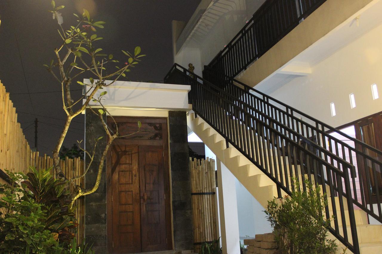 The Wayang Homestay Yogyakarta Ngoại thất bức ảnh